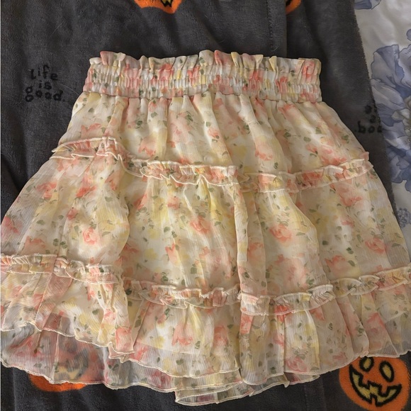 Floral Ruffle Set Size Medium - Picture 3 of 7